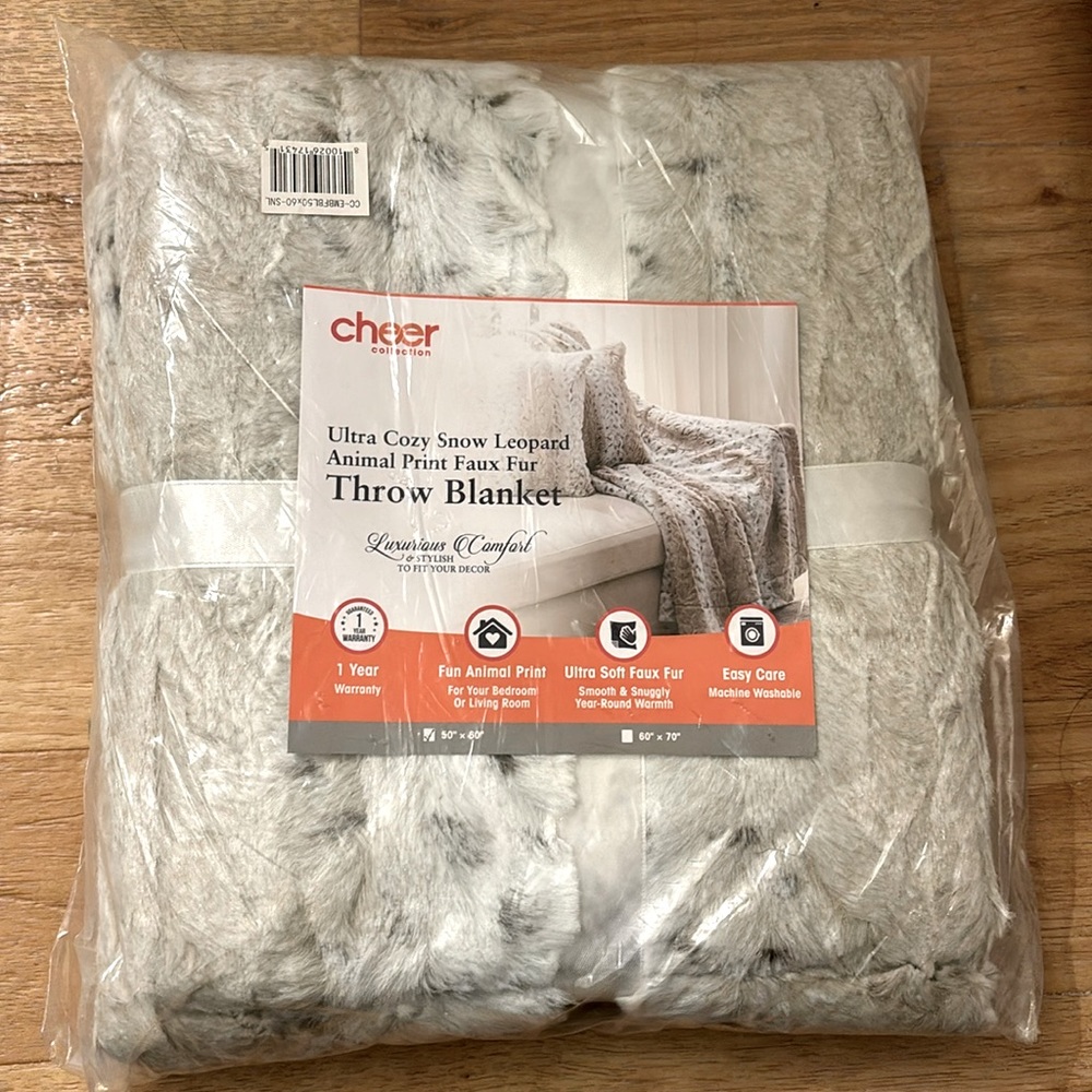 Ultra Cozy Faux Fur Throw Blanket